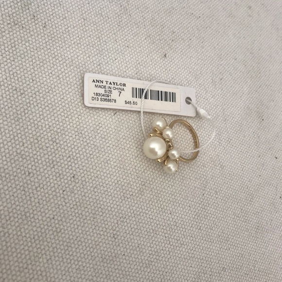 Pearl Ring. Size 7. New with Tags. - Picture 1 of 2